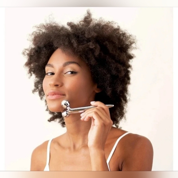 Plum Beauty Contouring Facial Roller BNIB - Picture 6 of 6